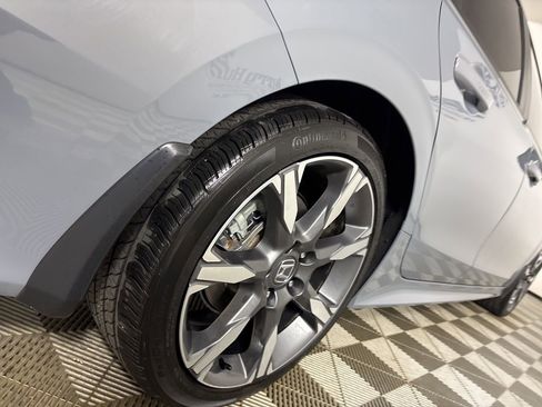 Used 2025 Honda Civic Sport image 31