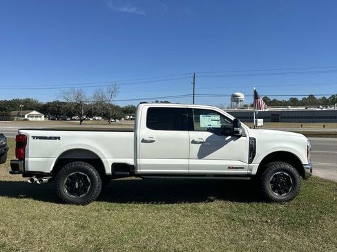 New 2026 Ford F250 Lariat w/ Tremor Off-Road Package image 23