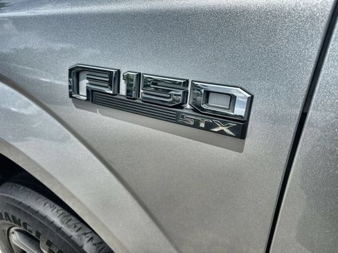 Used 2019 Ford F150 XL w/ Equipment Group 101A Mid AWD/4WD image 14