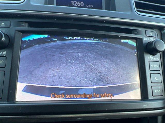Used 2013 Toyota Highlander Limited AWD/4WD image 18