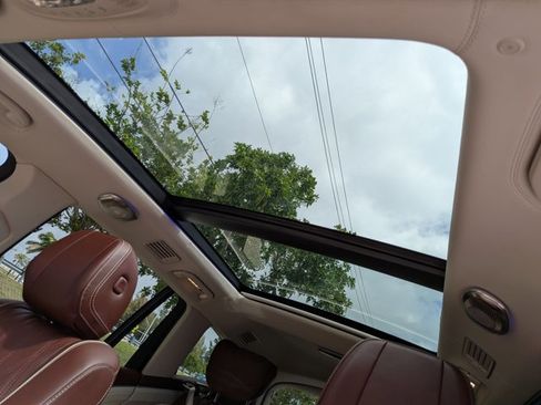 Used 2024 Mercedes-Benz Maybach GLS 600 4MATIC image 13