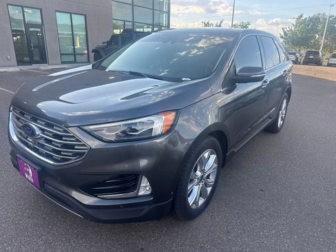 Used 2020 Ford Edge Titanium w/ Equipment Group 301A AWD/4WD image 2