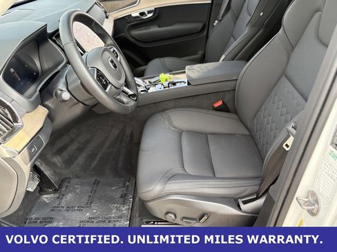 Certified 2025 Volvo XC90 B6 Plus image 25