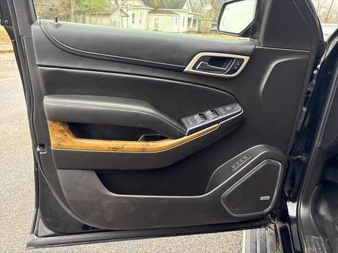 Used 2017 GMC Yukon Denali w/ Open Road Package image 10