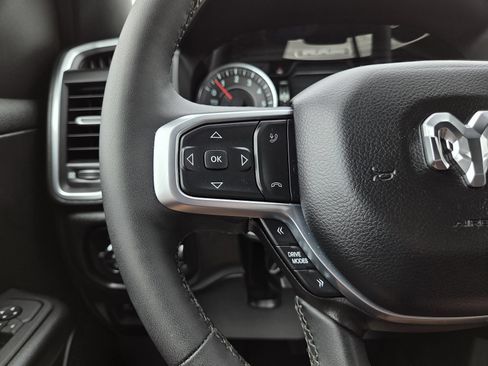 Used 2025 RAM 1500 Big Horn RWD image 45