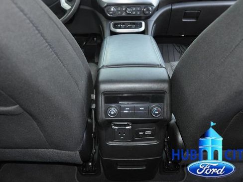 Used 2023 GMC Acadia SLE w/ Driver Convenience Package image 21