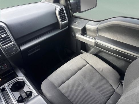 Used 2015 Ford F150 XLT w/ Equipment Group 302A Luxury image 15