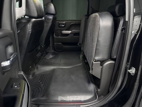 Used 2017 Chevrolet Silverado 1500 LT w/ All Star Edition AWD/4WD image 38