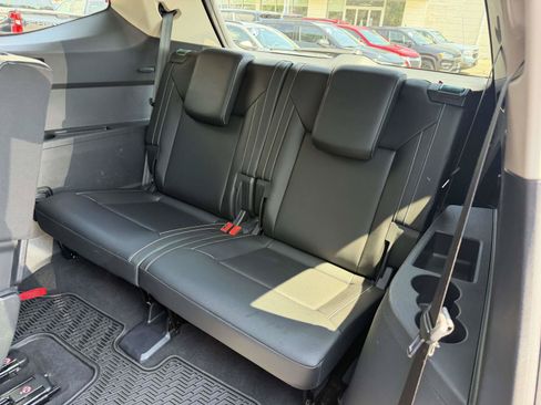 Used 2021 Volkswagen Atlas SE w/ Panoramic Sunroof Package AWD/4WD image 14