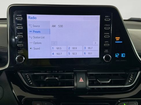 Used 2019 Toyota C-HR LE FWD image 17