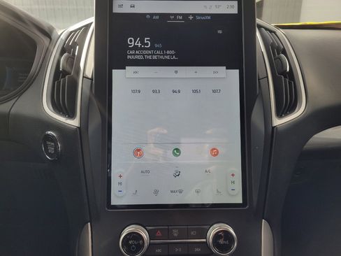 Used 2023 Ford Edge SEL image 25