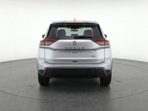 Used 2025 Nissan Rogue SV FWD image 7