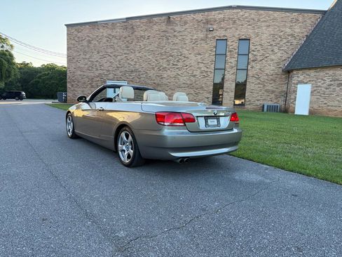 Used 2008 BMW 328i Convertible RWD image 6