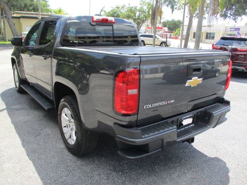 Used 2017 Chevrolet Colorado LT w/ LT Convenience Package RWD image 7