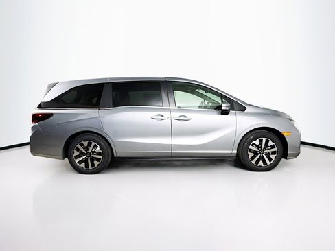 New 2026 Honda Odyssey EX-L image 2