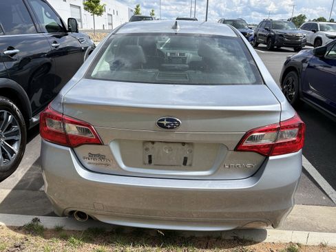 Used 2016 Subaru Legacy 2.5i Limited AWD/4WD image 5