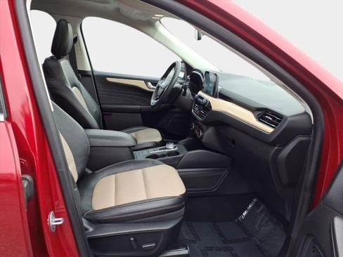 Used 2021 Ford Escape Titanium w/ Titanium Elite Package image 15