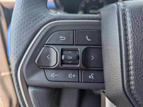 Used 2025 Toyota 4Runner TRD Off-Road AWD/4WD image 23