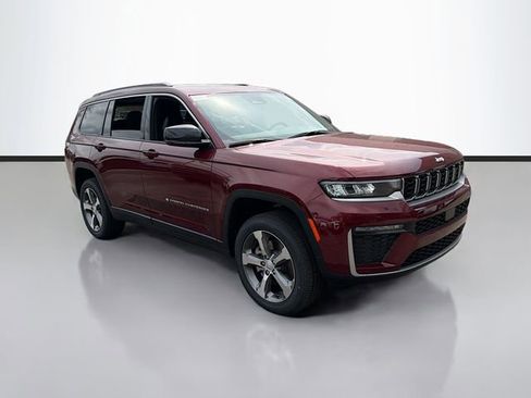 New 2026 Jeep Grand Cherokee L Limited AWD/4WD image 3