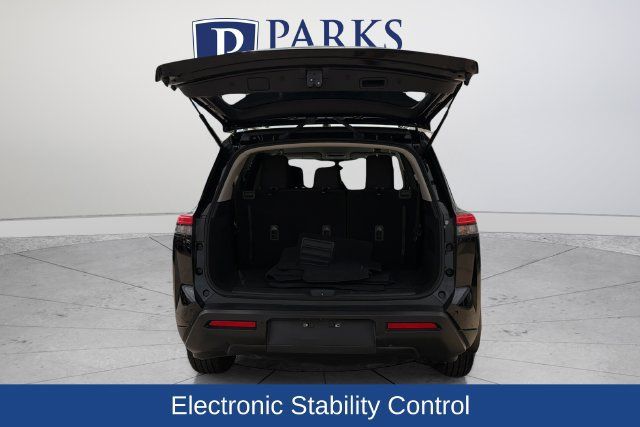 Used 2023 Nissan Pathfinder SV AWD/4WD image 19
