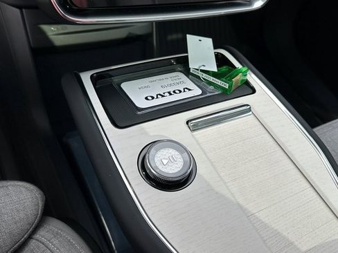 New 2025 Volvo EX90 Ultra image 26