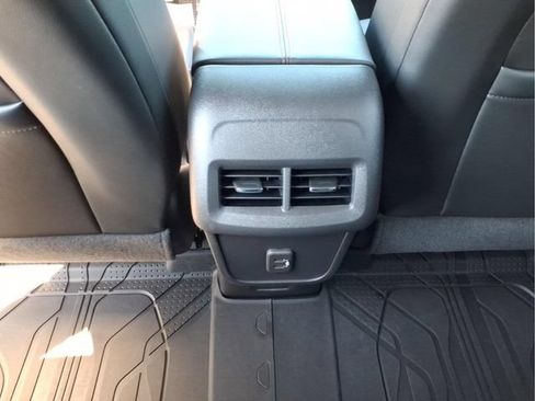 Used 2023 Chevrolet Equinox RS w/ RS Leather Package AWD/4WD image 15