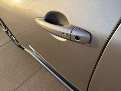 Used 2023 Nissan Rogue Platinum w/ Platinum Premium Package image 11