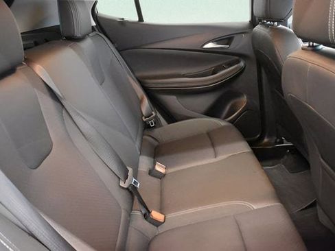 Used 2025 Buick Encore GX Preferred AWD/4WD image 17