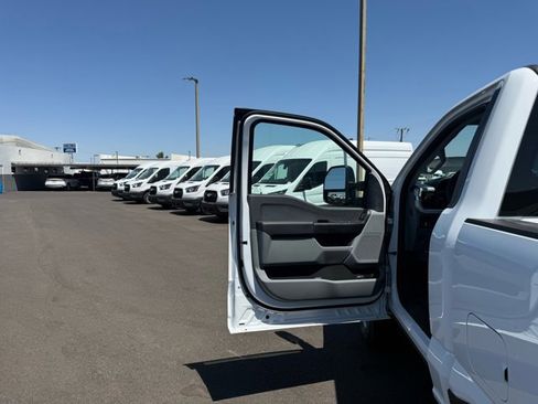 New 2026 Ford F250 XL w/ XL Chrome Package AWD/4WD image 10