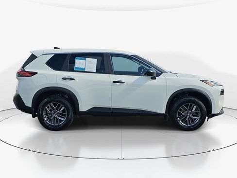Used 2023 Nissan Rogue S AWD/4WD image 5