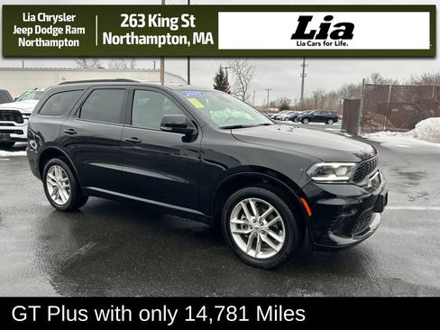 Used 2025 Dodge Durango GT image 1