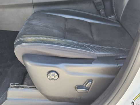 Used 2021 Dodge Durango GT RWD image 22