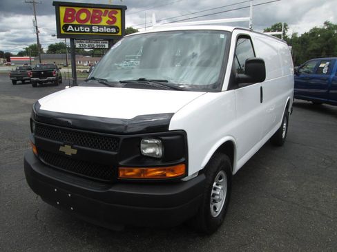 Used 2016 Chevrolet Express 2500 RWD image 24