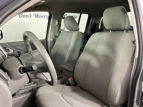 Used 2019 Nissan Frontier SV RWD image 14