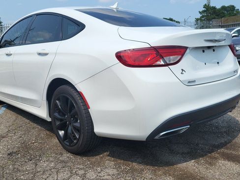 Used 2016 Chrysler 200 S w/ Navigation & Sound Group I AWD/4WD image 7