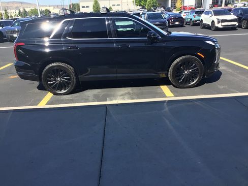 Used 2024 Hyundai Palisade Calligraphy AWD/4WD image 6