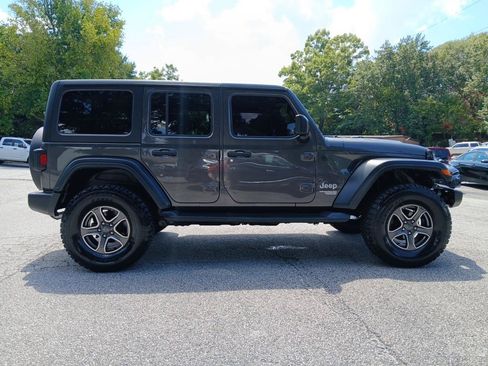 Used 2018 Jeep Wrangler Unlimited Sport S AWD/4WD image 5