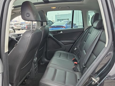 Used 2017 Volkswagen Tiguan Wolfsburg Edition image 4