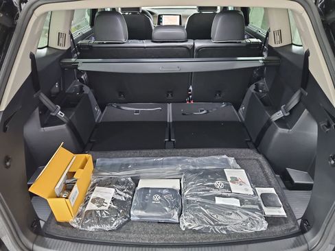 New 2026 Volkswagen Atlas SEL Premium R-Line AWD/4WD image 36