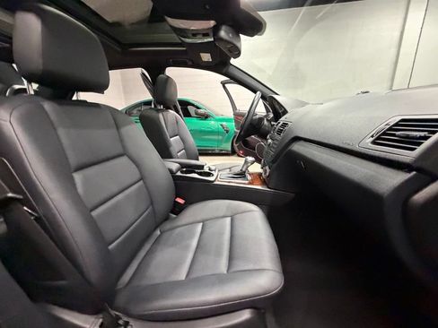 Used 2011 Mercedes-Benz C 300 4MATIC Sedan image 41