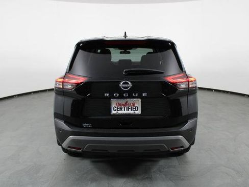Certified 2023 Nissan Rogue S FWD image 11