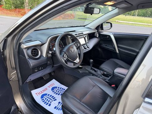 Used 2015 Toyota RAV4 LE AWD/4WD image 20