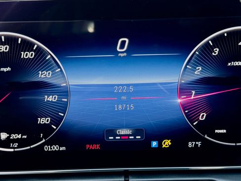Used 2023 Mercedes-Benz C 300 Sedan image 35