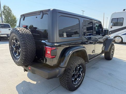 Used 2022 Jeep Wrangler Unlimited Rubicon 4xe w/ Steel Bumper Group AWD/4WD image 3