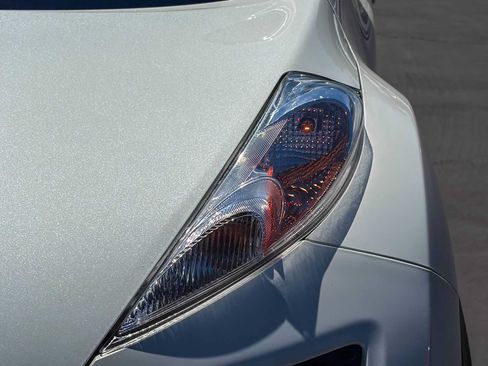 Used 2013 Nissan Juke S FWD image 7
