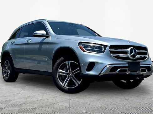 Used 2022 Mercedes-Benz GLC 300 image 3
