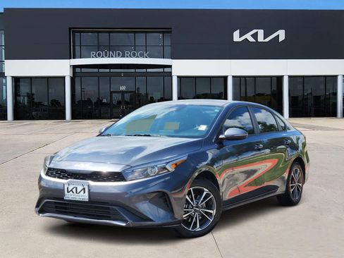 Used 2023 Kia Forte LXS w/ LXS Technology Package FWD image 1