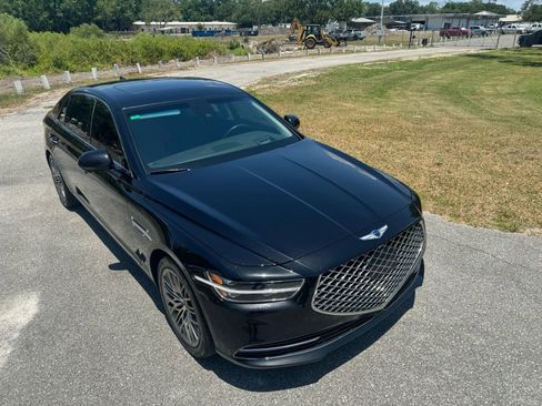 Used 2022 Genesis G90 3.3T Premium RWD image 4