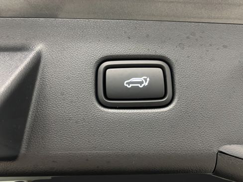 Used 2024 Hyundai Tucson Limited AWD/4WD image 29