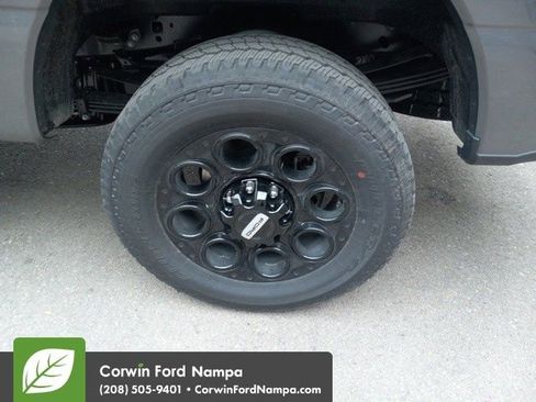 New 2025 Ford F350 Lariat w/ Black Appearance Package image 34